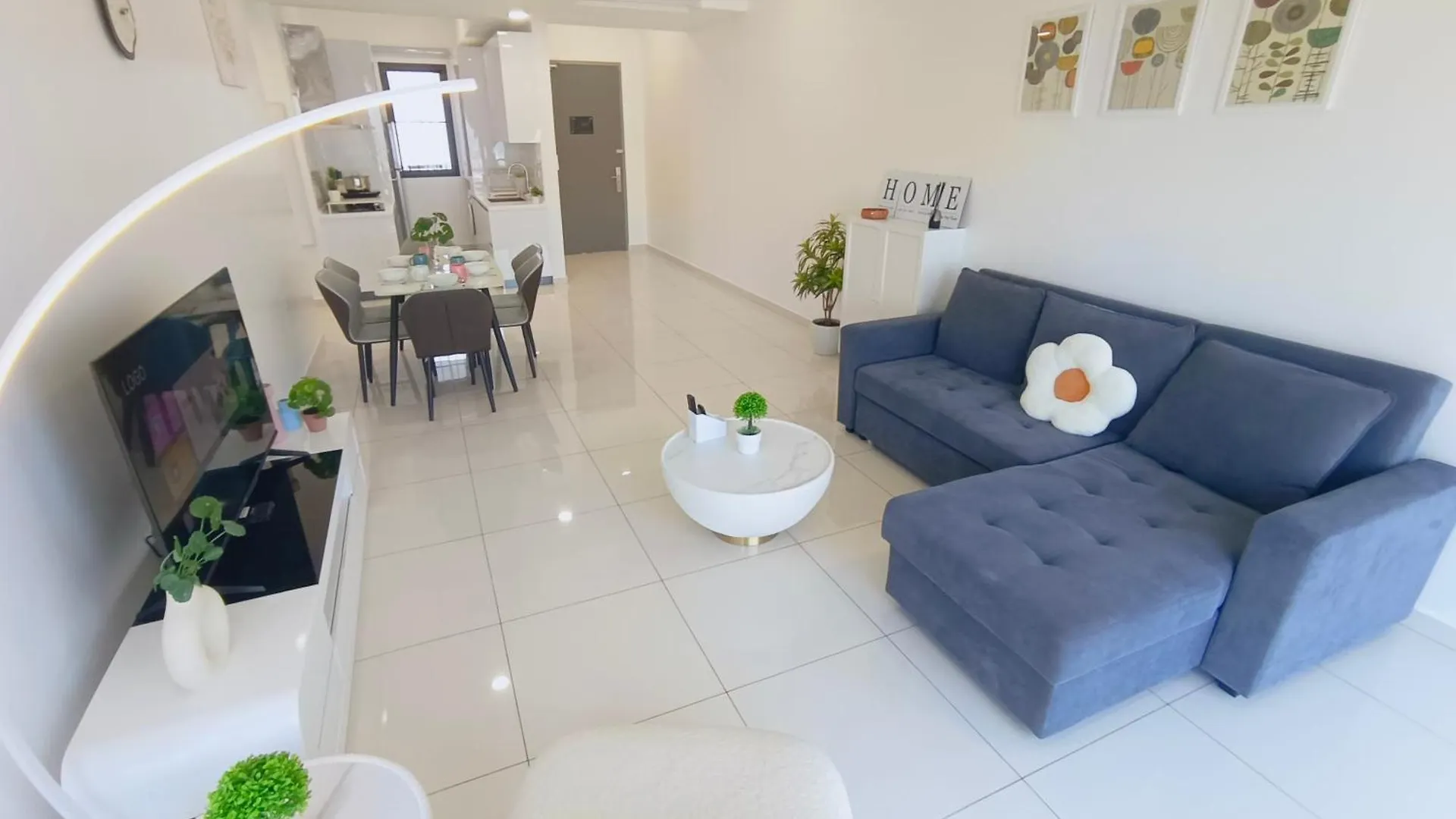 Apartment Rooftop Pool, Up To 6 Pax, 2 Bedrooms, 2 Bathrooms, 2 Car Parks By Star Home George Town Malaysia